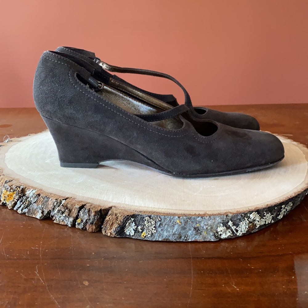 Prevata Low Heels